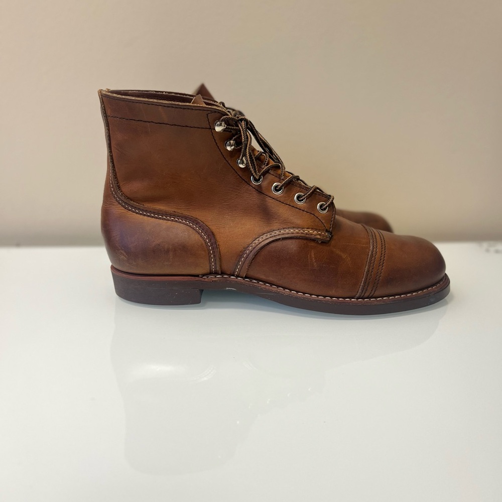 RED WING 8111 IRON RANGER